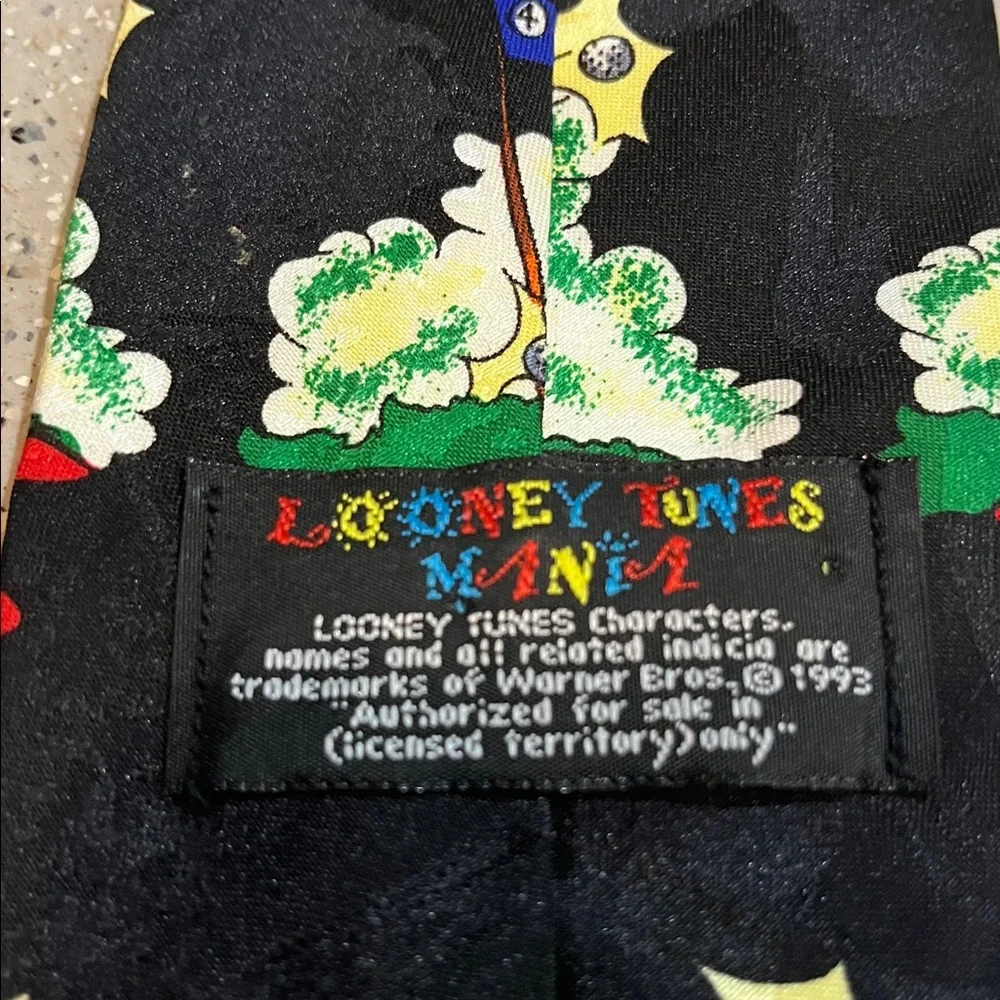 VINTAGE LOONEY TUNES MANIA NOVELTY CARTOON CHARACTERS PRINTED TIE MULTICOLORED